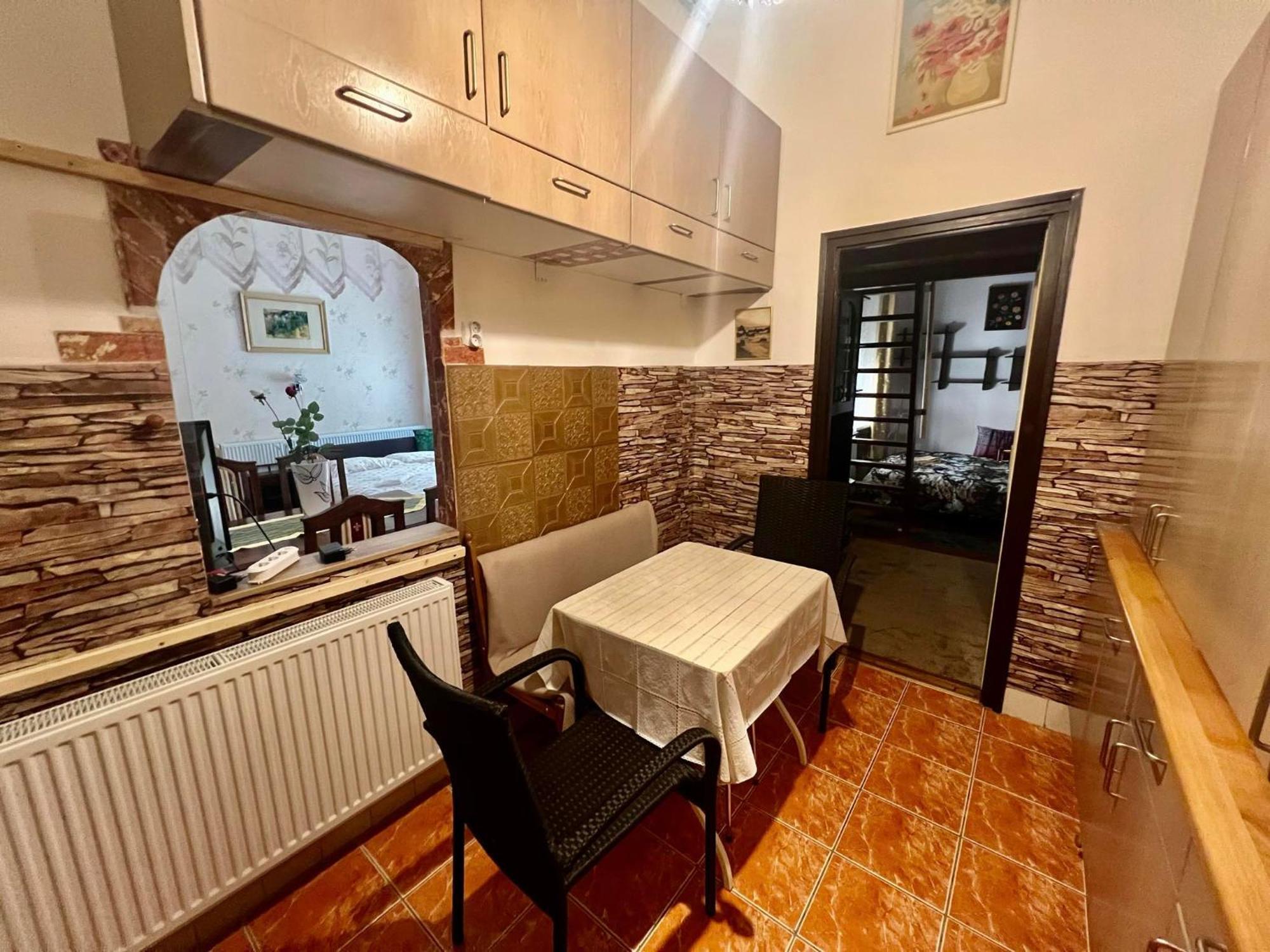 Center Apartment