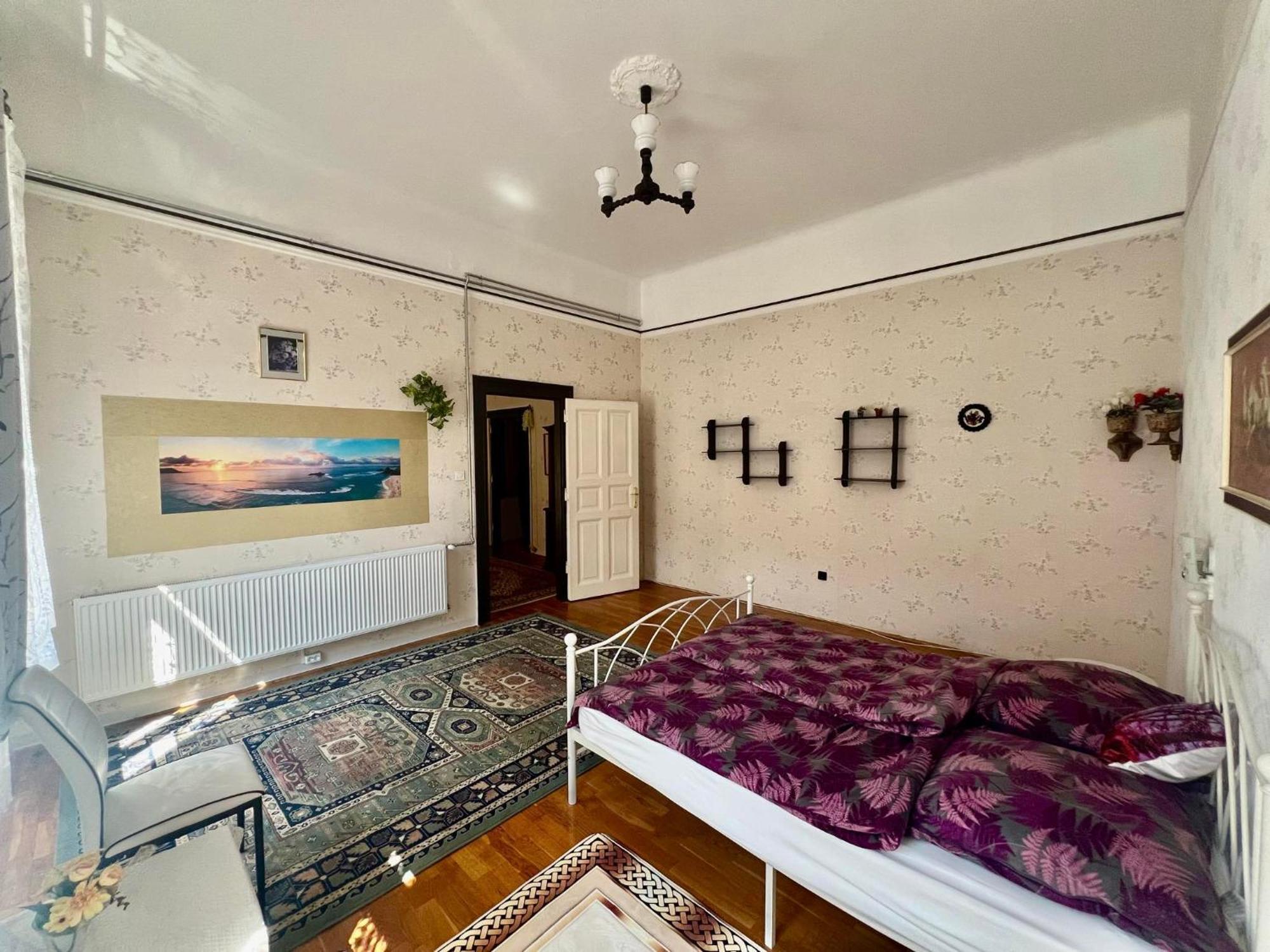 Apartment Center