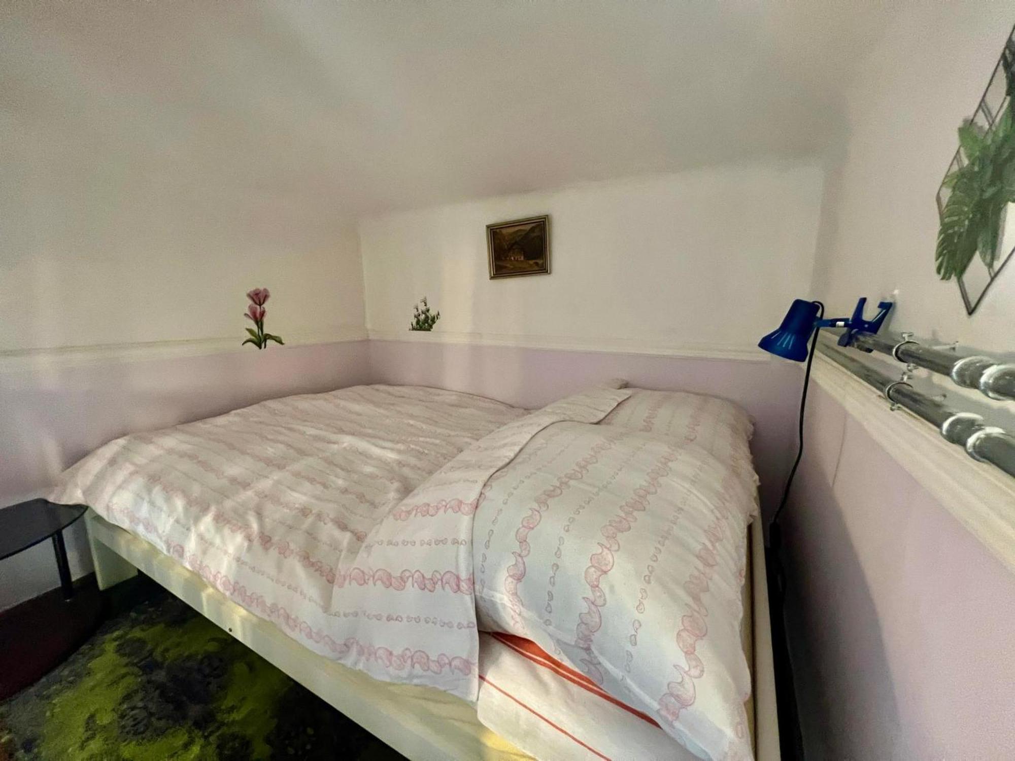 Center Apartment *